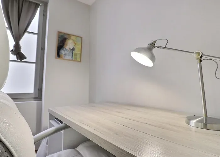 Le Marius - Beautiful Near The Rhone - 3rd Apartment *